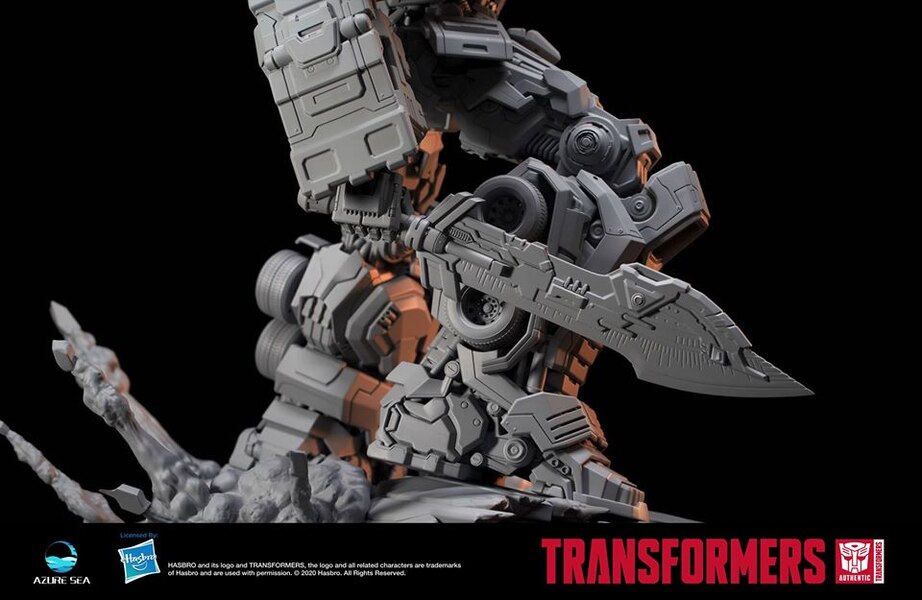 Azure Sea Studio Optimus Prime Statue New Images  (8 of 13)